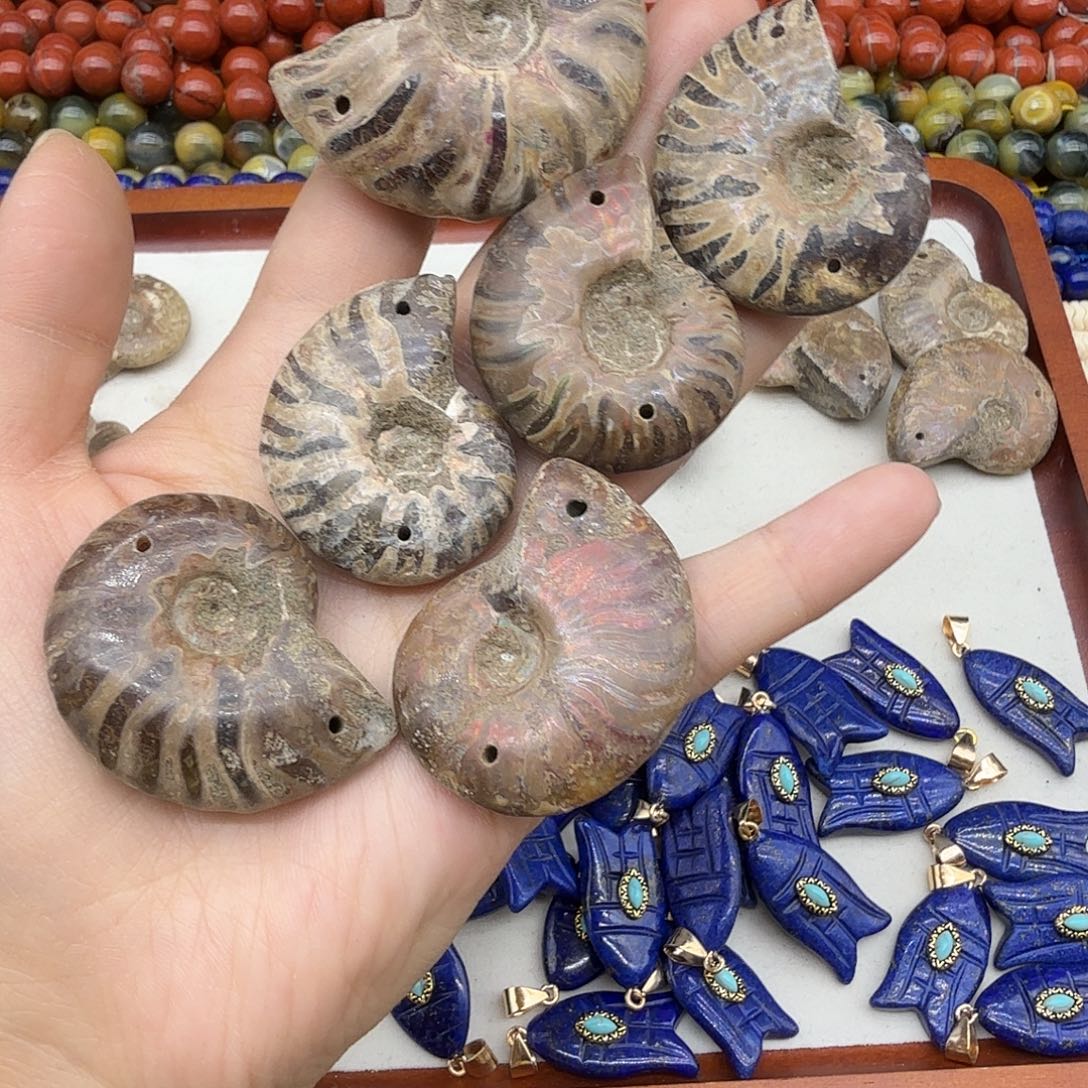 珠宝半成品未镶嵌水晶火焰纹螺一颗
