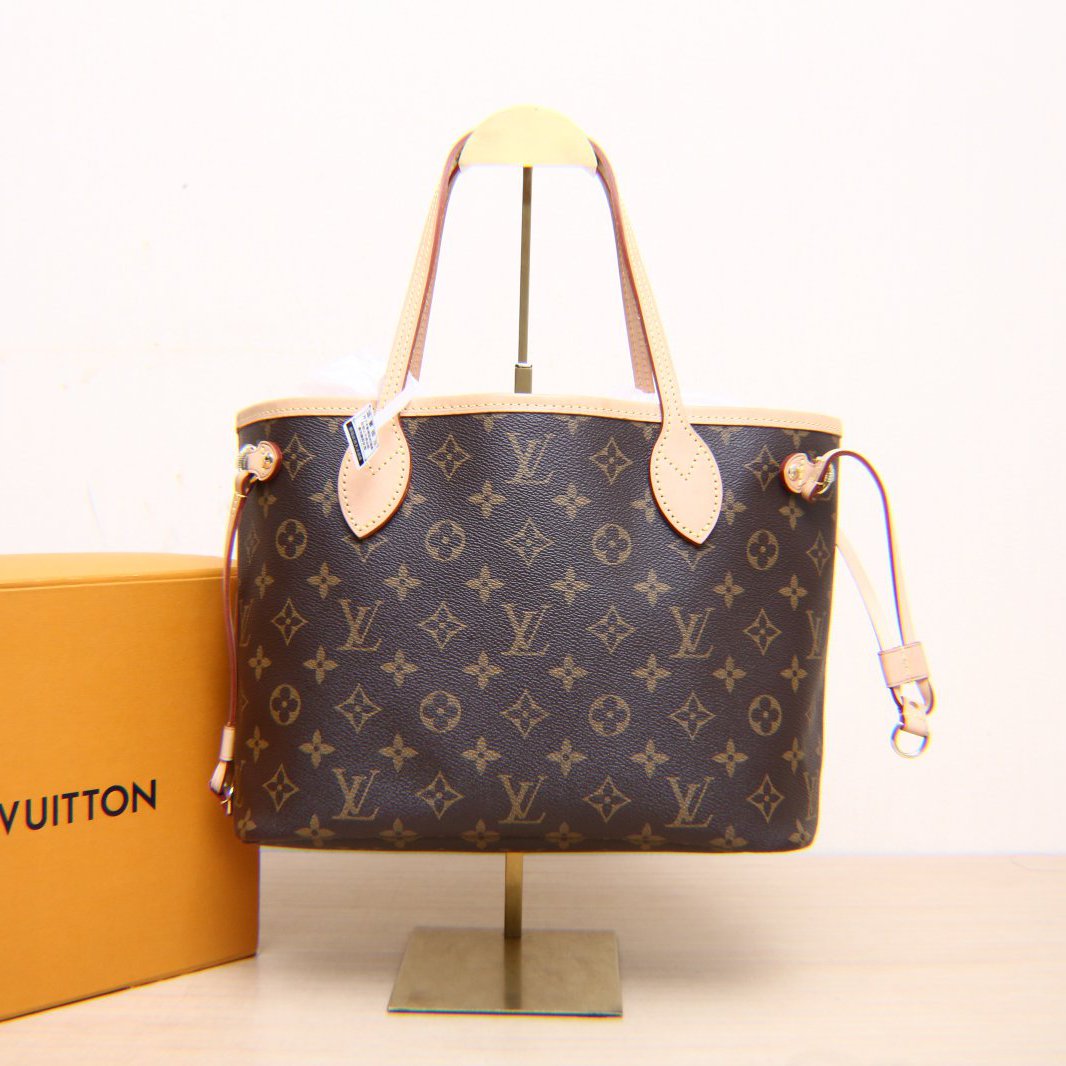 99新 LouisVuitton/路易威登 黑黑精选437432Neverfull小号芯片包