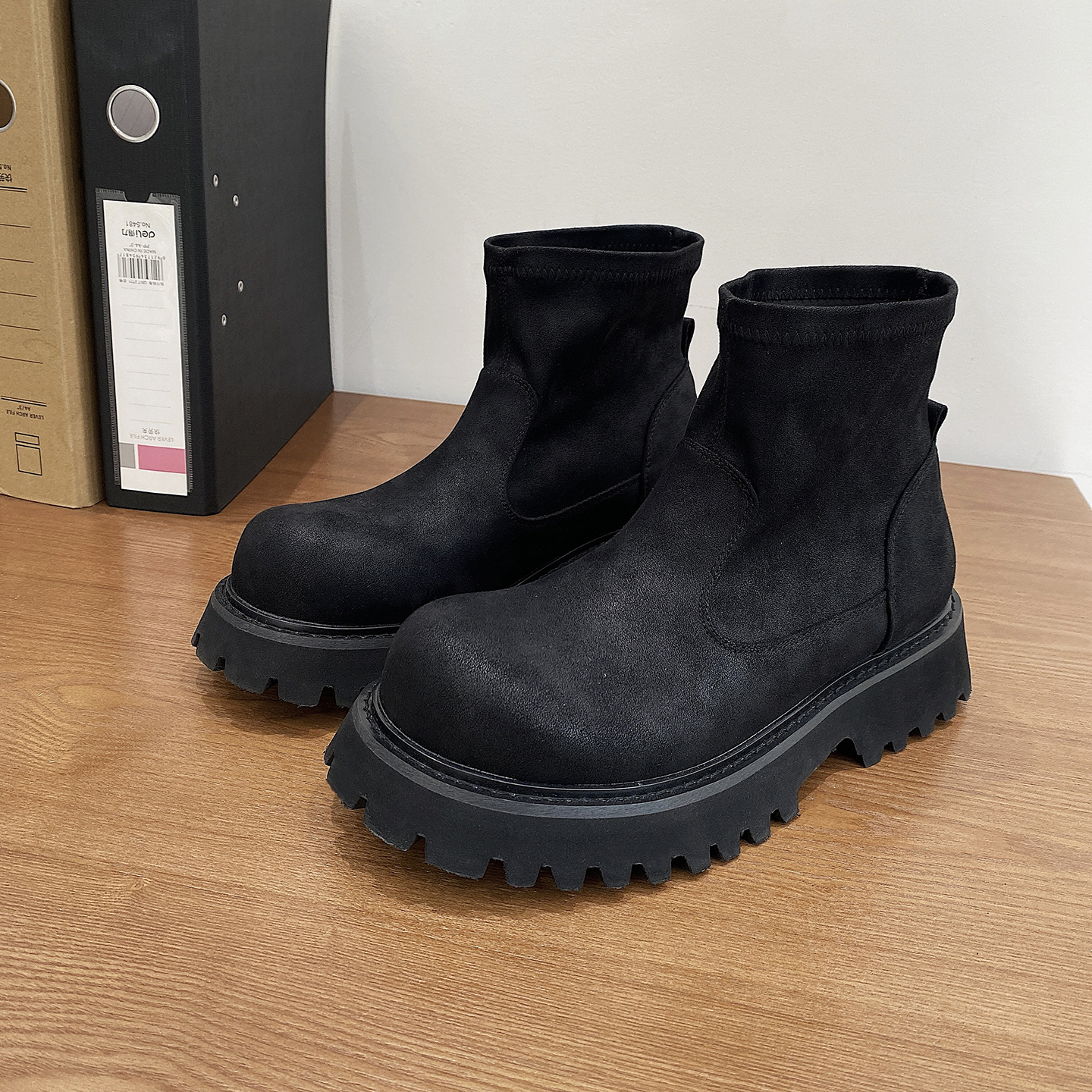 92818新款真皮切尔西靴高帮极简风增高马丁靴英伦风厚底时尚短靴