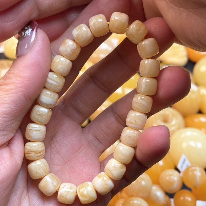 蜜蜡裸石未镶嵌蜜蜡手串