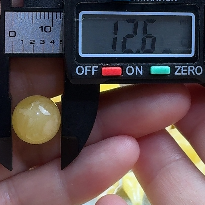 小***样裸石琥珀未镶嵌43