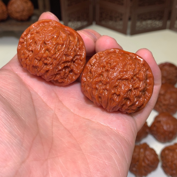 文玩核桃把件白狮子42.12