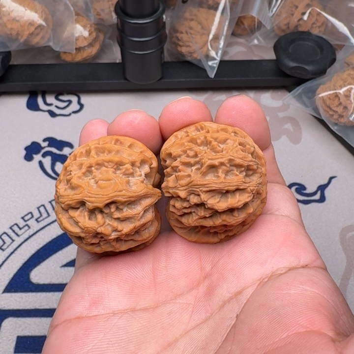 桃核吊坠山地苹果园40尺28