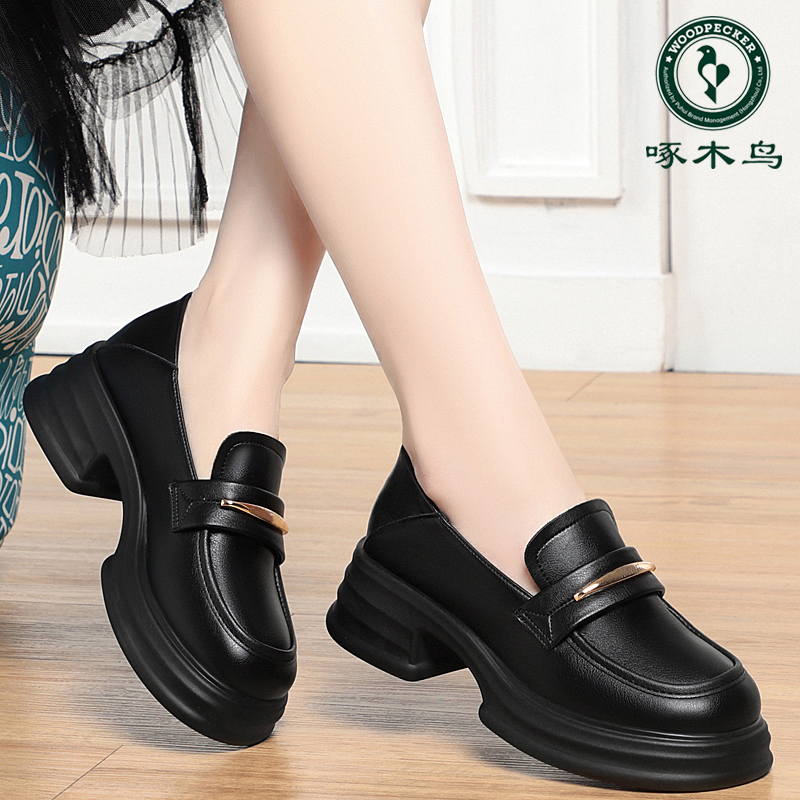 啄木鸟舒适乐福鞋真皮粗跟百搭鞋子圆头黑色妈妈鞋单鞋女小皮鞋