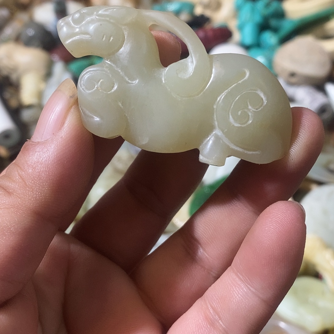 和田玉（糖玉）未镶嵌挂件