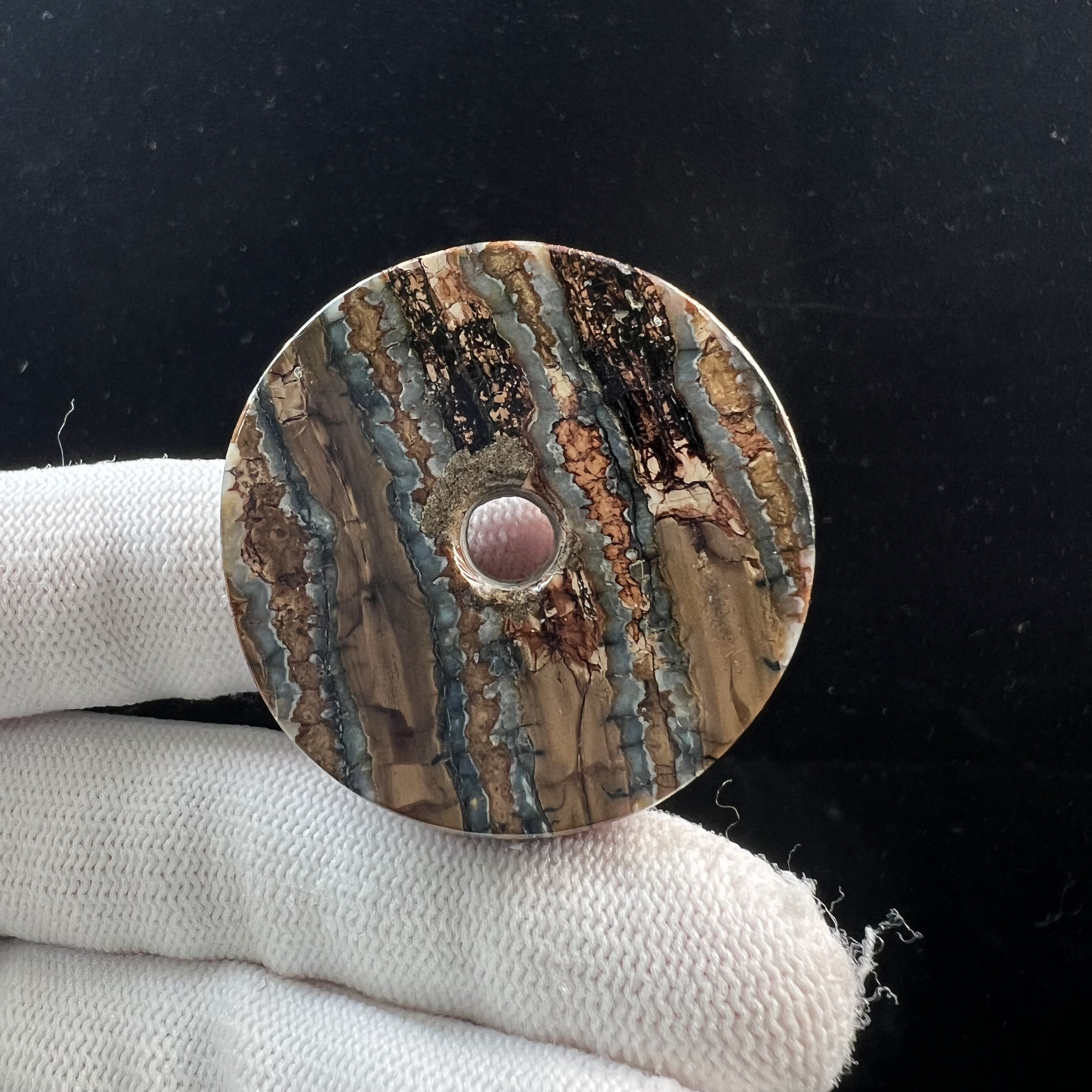 N1746天然猛犸牙 臼齿平安扣 40*10mm支持鉴定 假一罚四