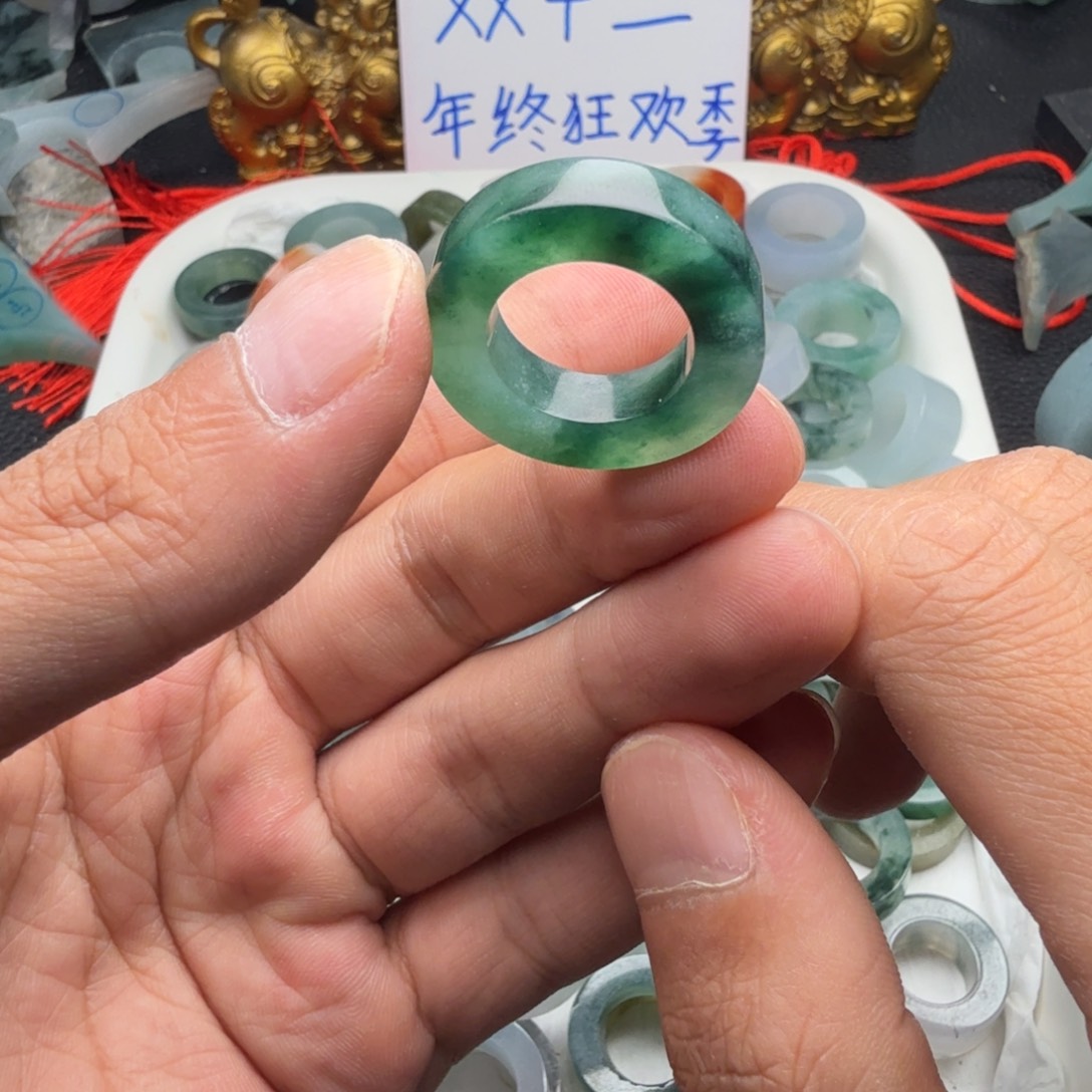 定制翡翠未镶嵌天然翡翠