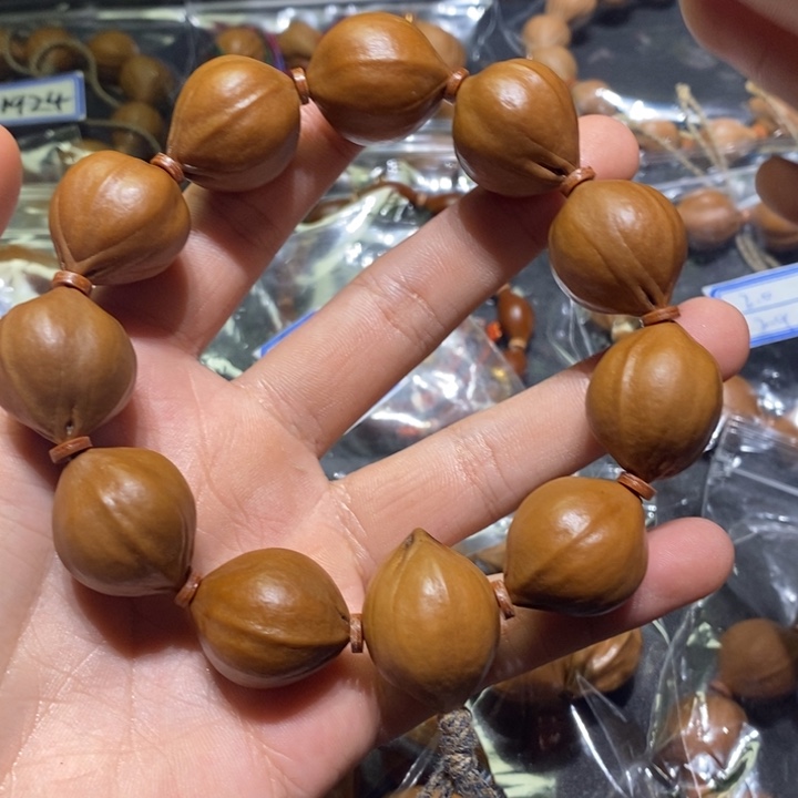 我***，橄榄核吊坠梅林铁核