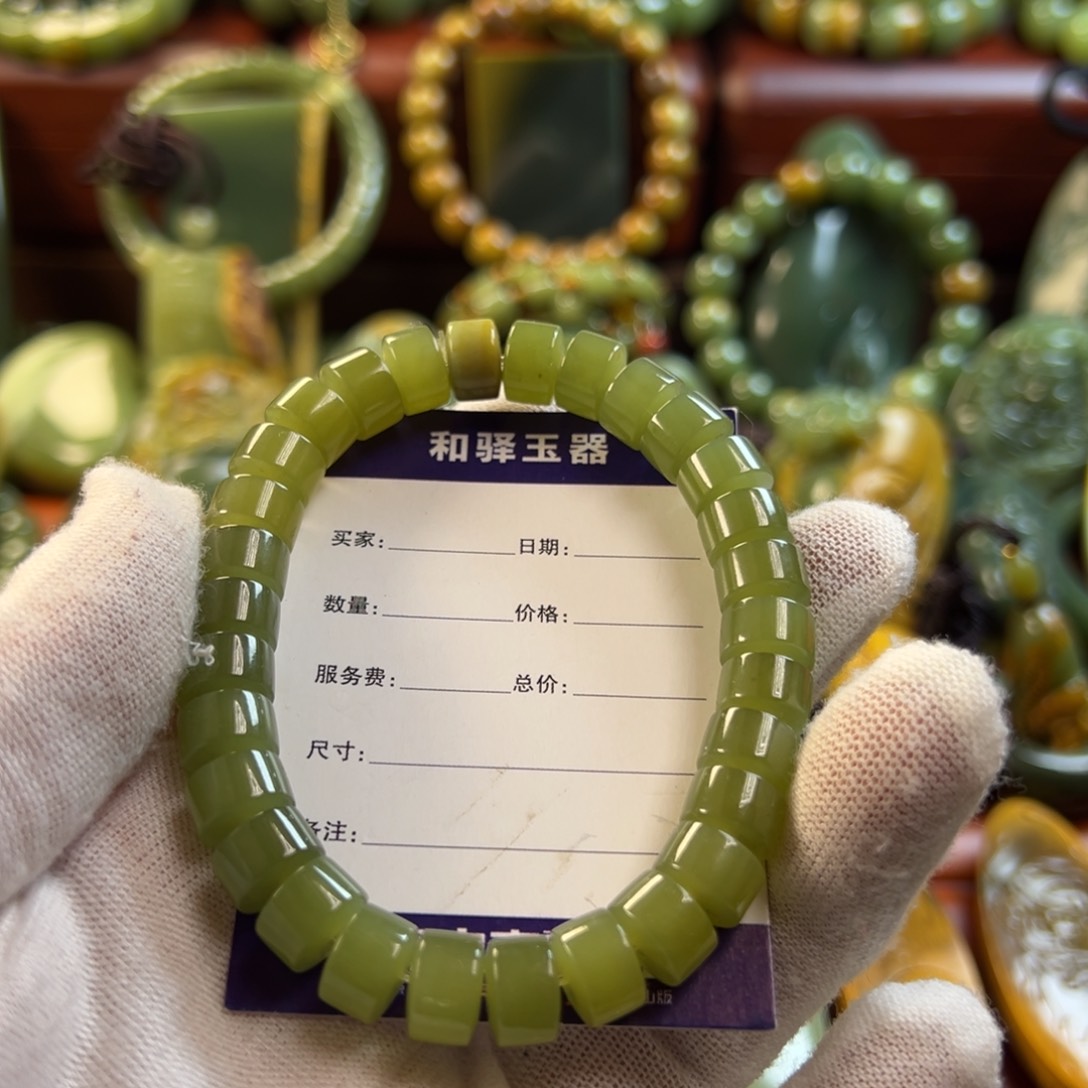 岫岩河磨玉（透闪石质玉）手链未镶嵌