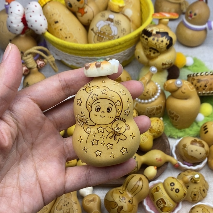 星星人旋转镶口小扁