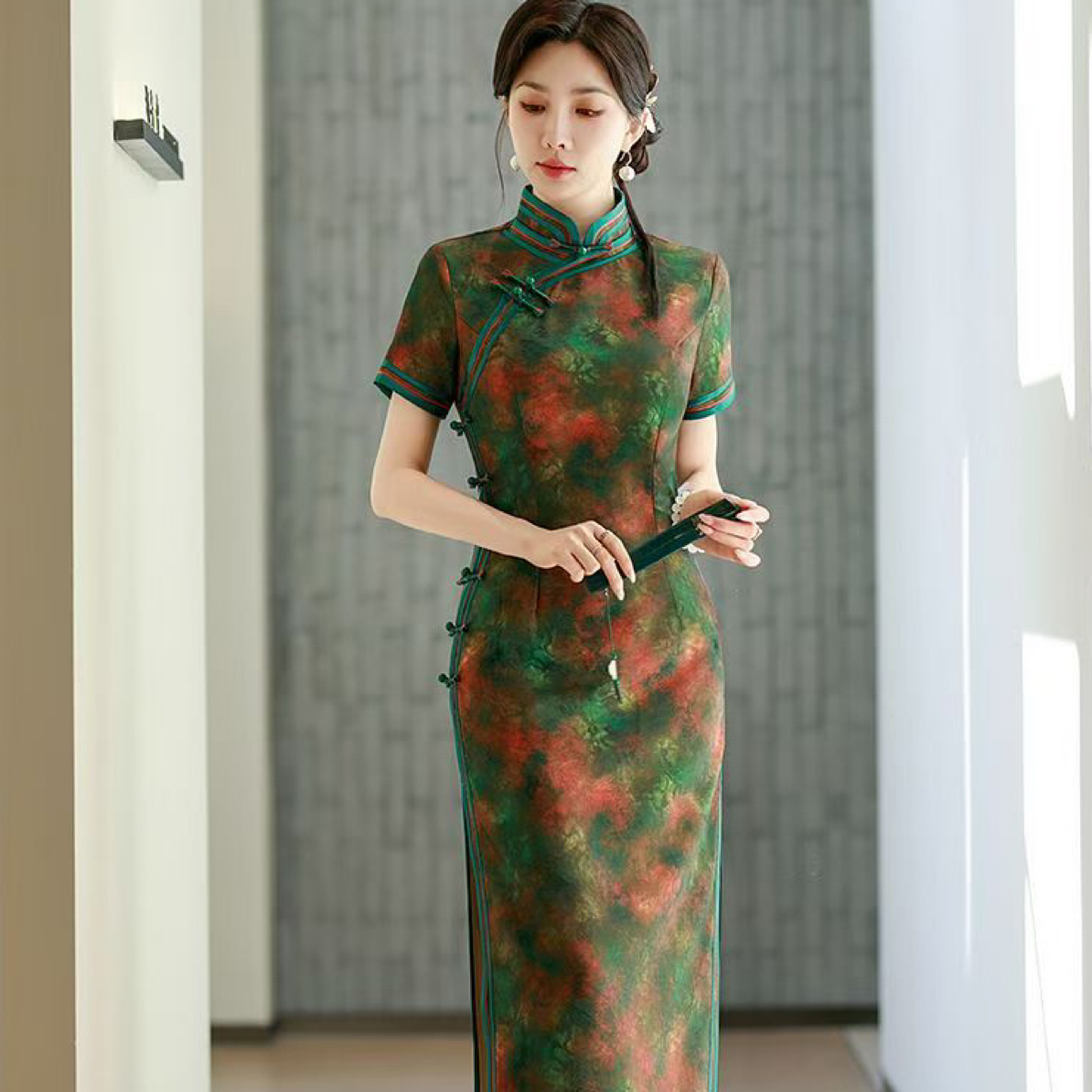 0042-高端港风旗袍天丝缎旗袍双层重工缝制旗袍衣长125-128 尺码