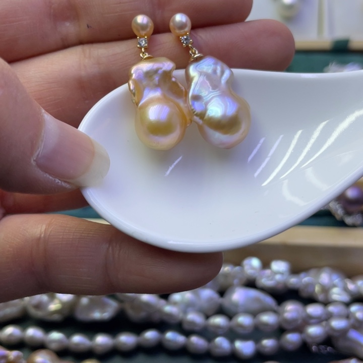 淡水珍珠耳饰合金