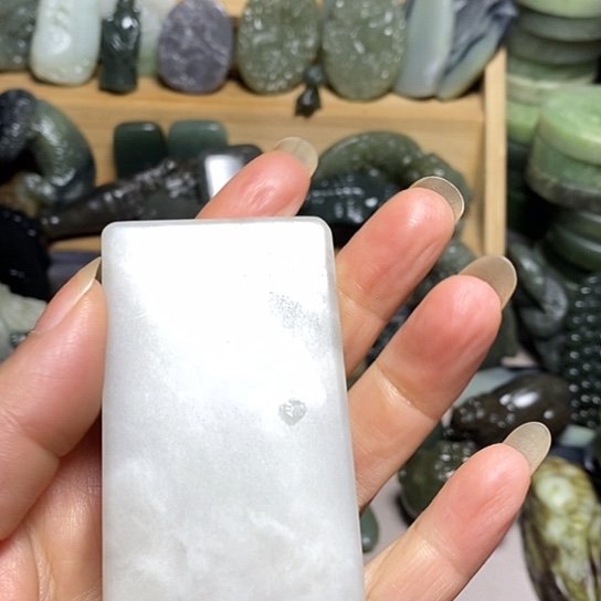 和田玉（糖玉）未镶嵌珠宝半成品