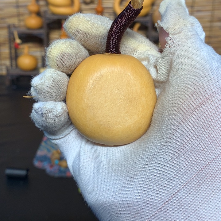 奶香小蛋糕也不错呢小面包吃