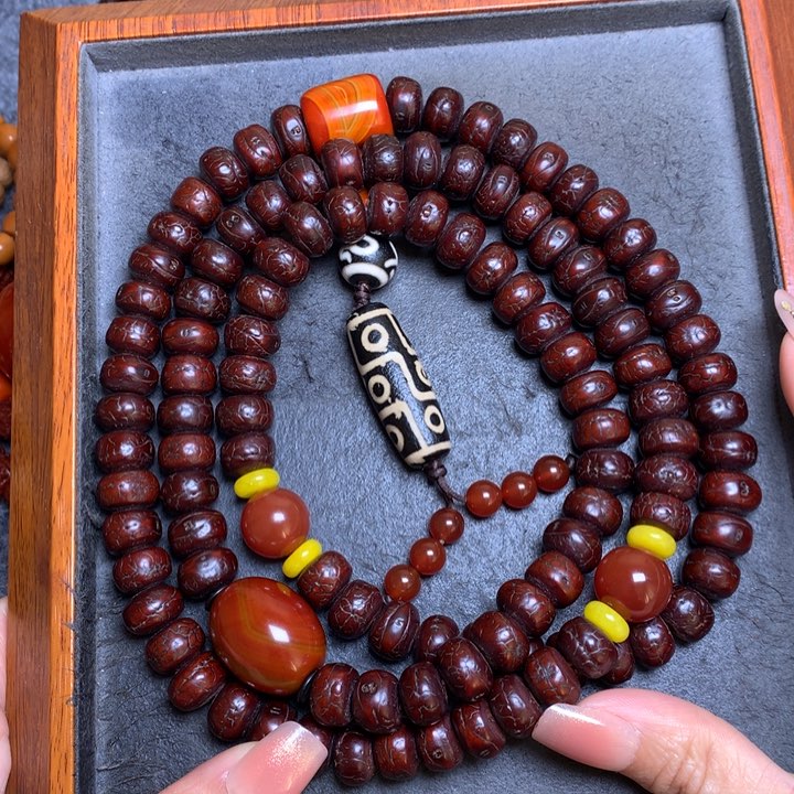 凤眼菩提吊坠菩提