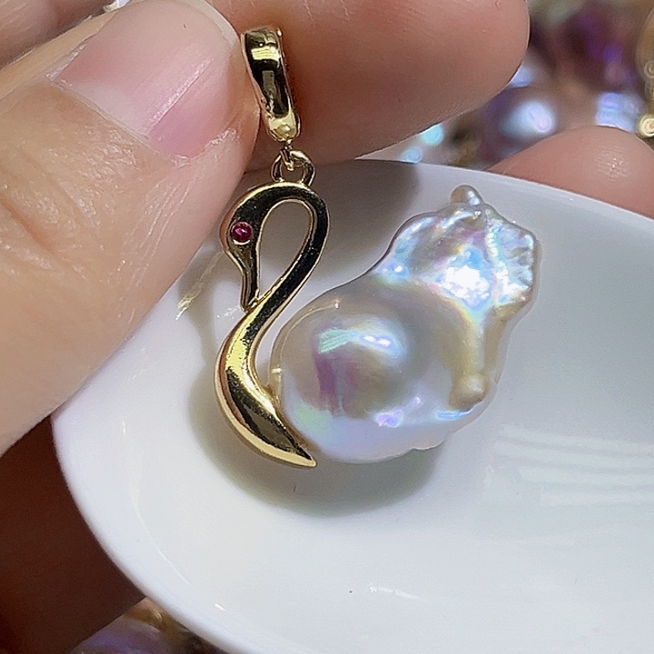 颈饰未镶嵌淡水珍珠