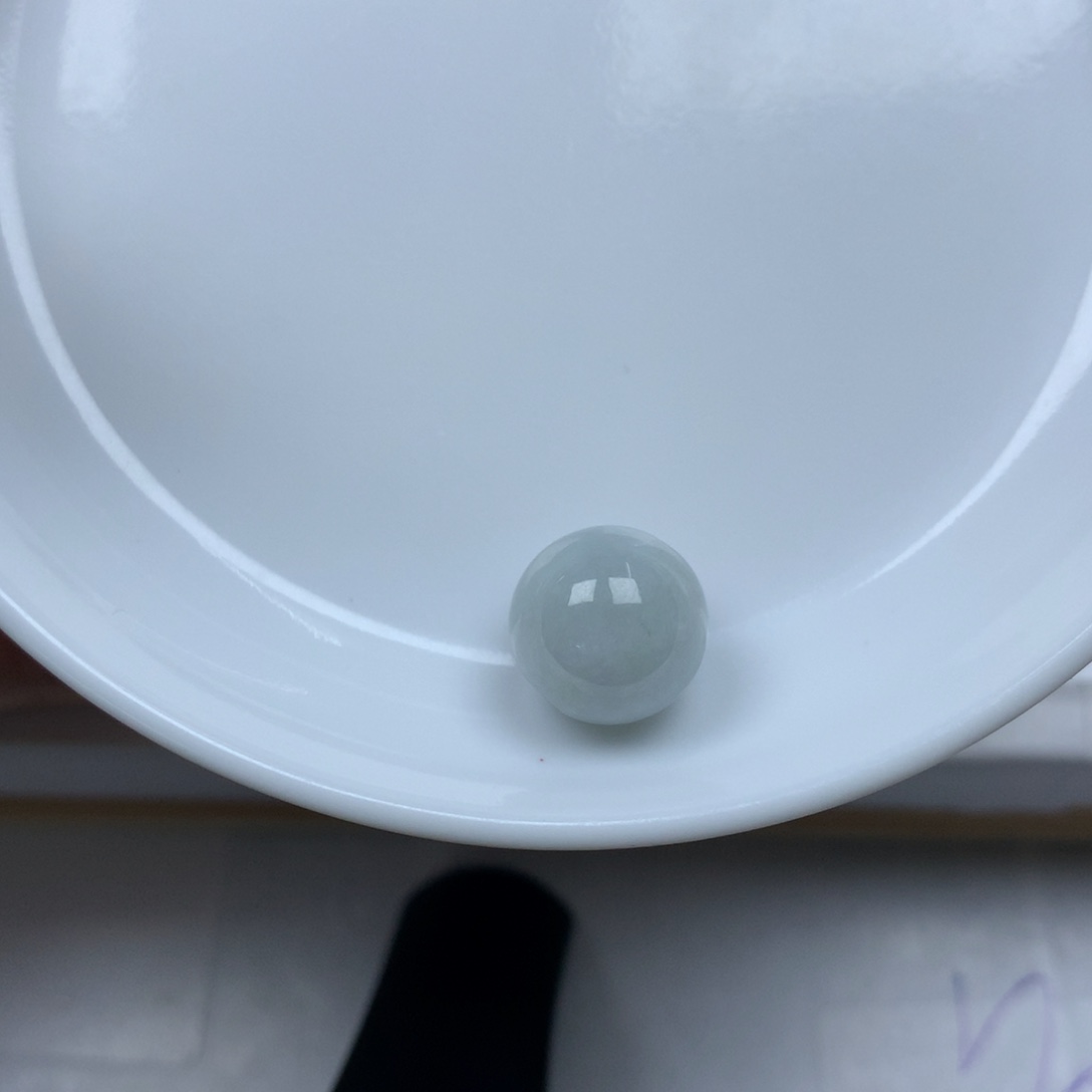 翡翠颈饰未镶嵌卡13