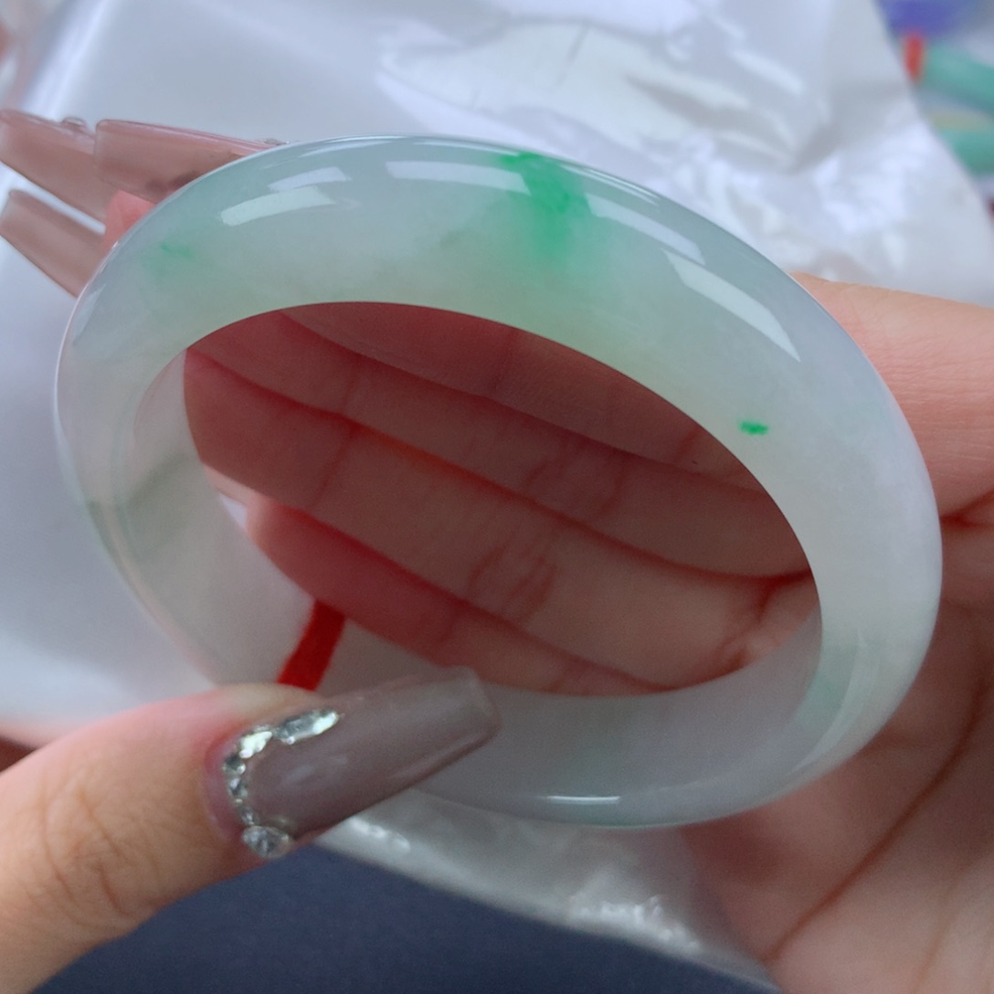 翡翠手镯未镶嵌56.8正圈