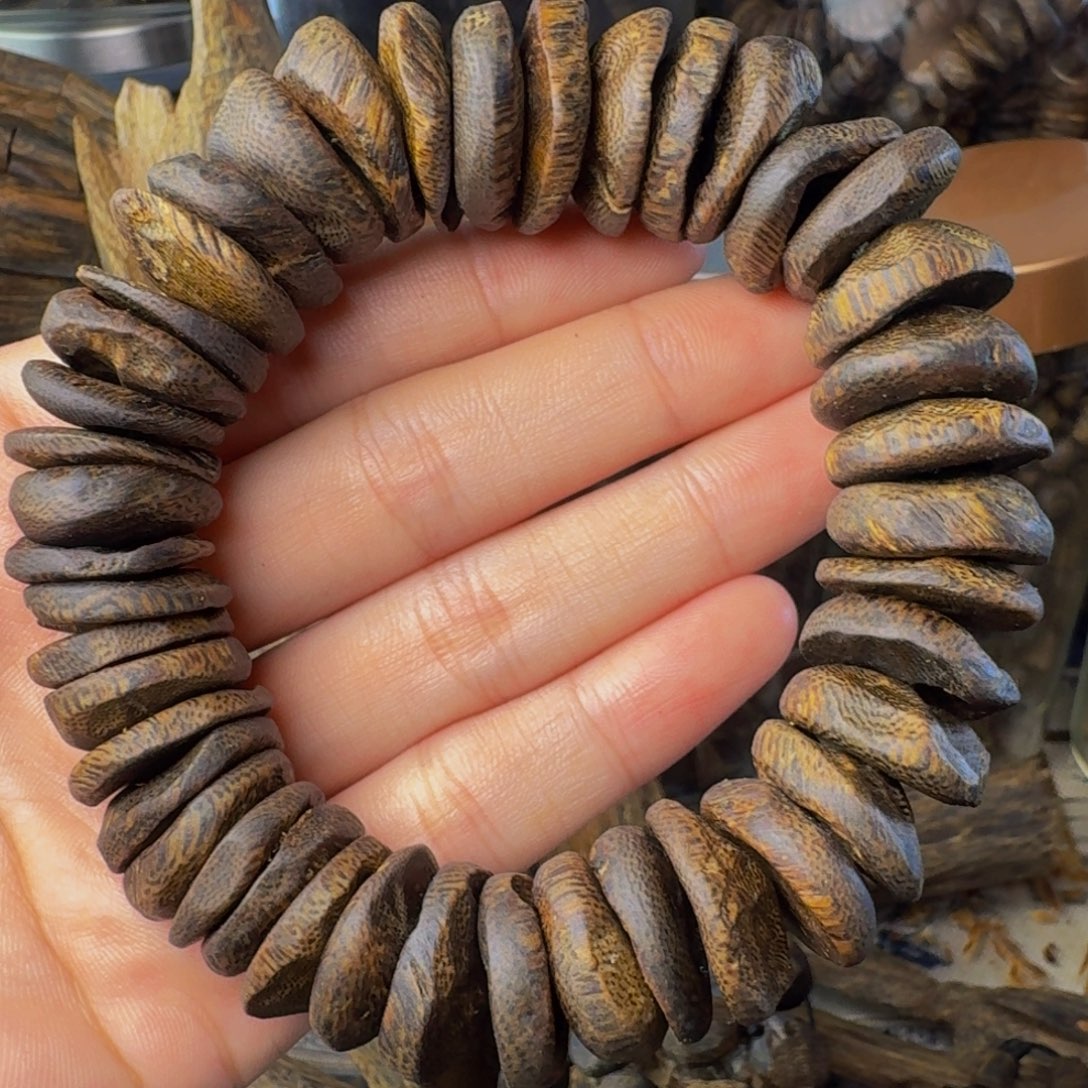 沉香沉香碎屑沉水壳子41克