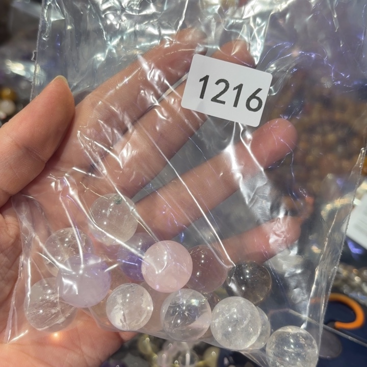 饱***啦水晶手链未镶嵌水晶
