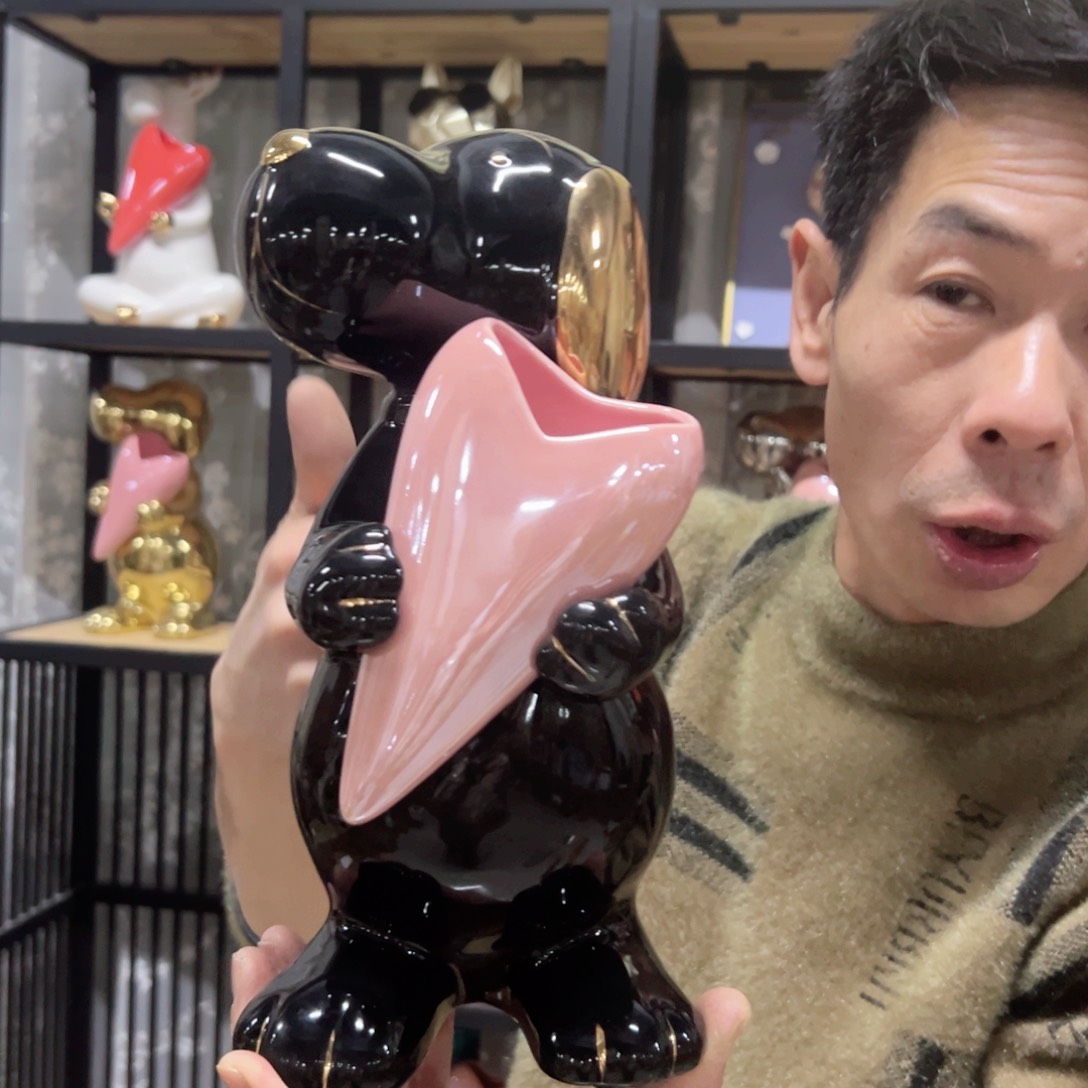 陶红陶红陶陶红陶黑色抱心狗