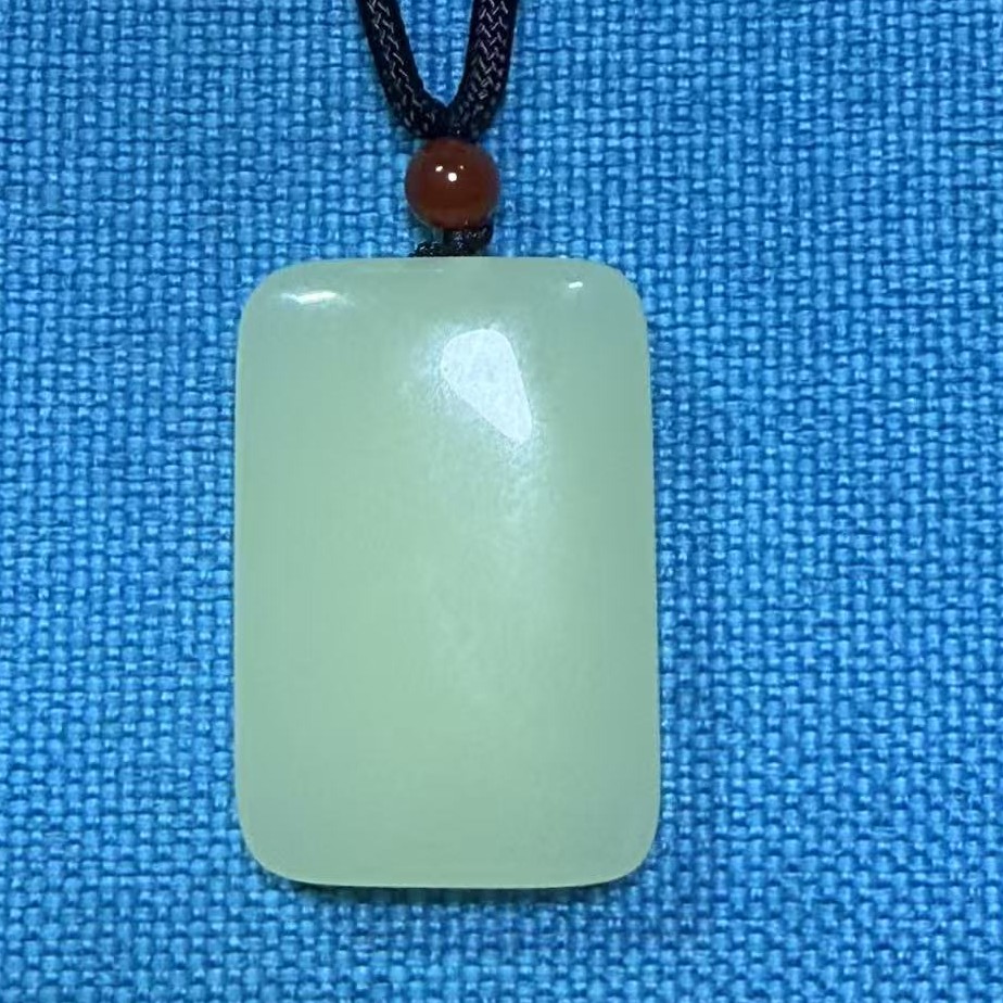 101-新人专享！新疆精品山料青白玉无事牌！