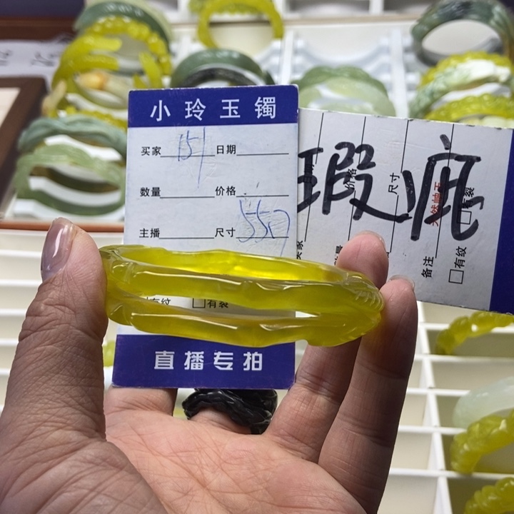 蛇纹石玉未镶嵌戒指