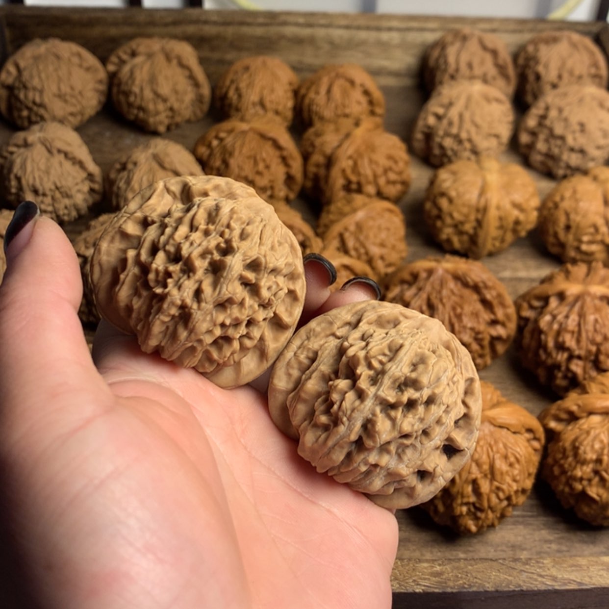 【闪购商品】文玩核桃吊坠辣*露悍高楼