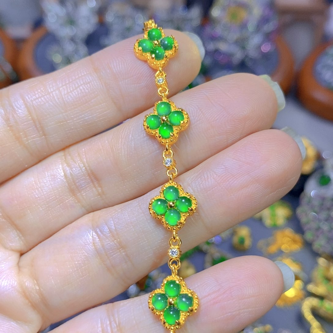 翡翠颈饰银S925镶嵌天然翡翠