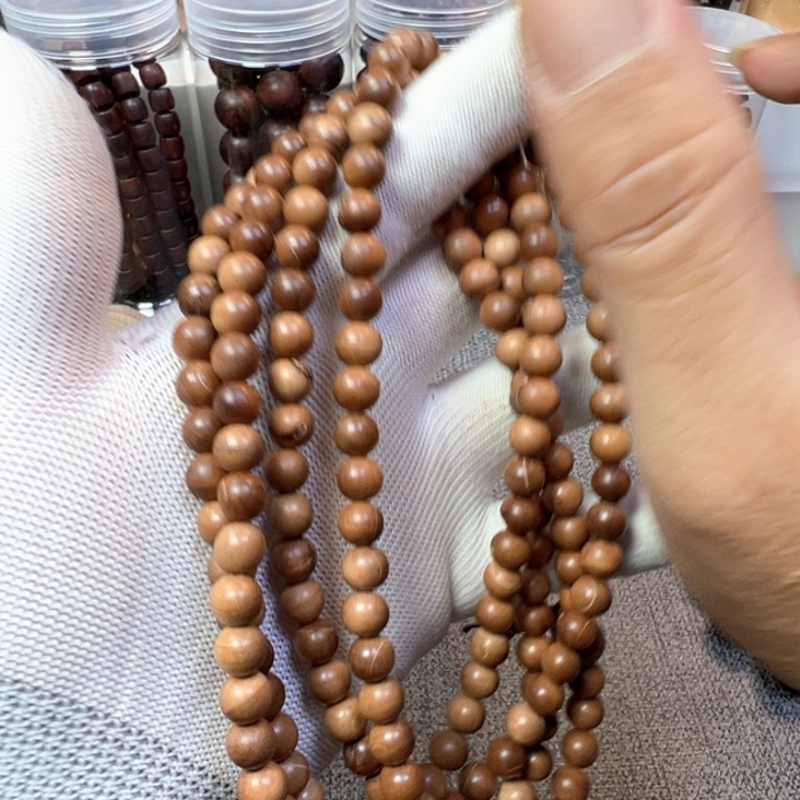 热***山木檀香木0.8……216……瑕疵