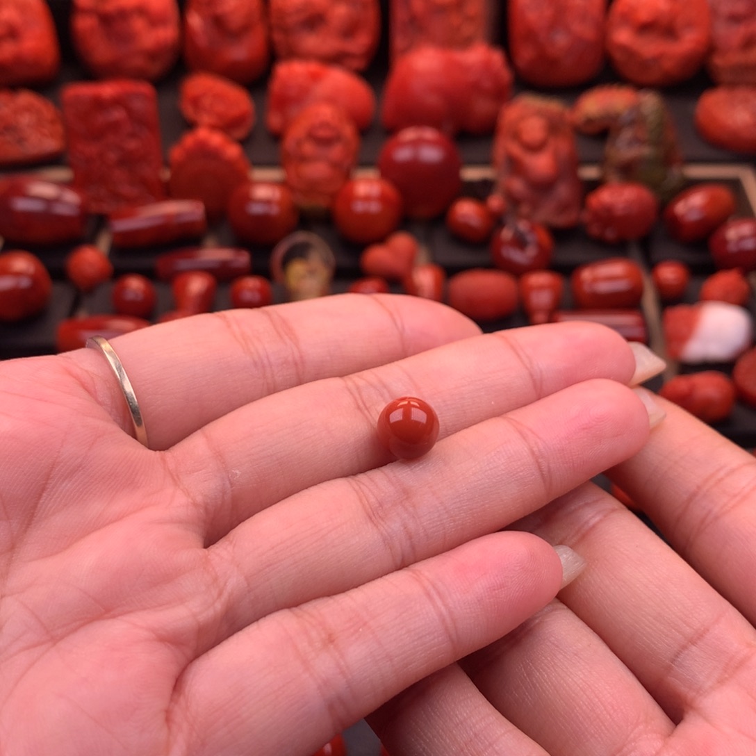 南红玛瑙南红川料原矿圆珠8.4mm未镶嵌