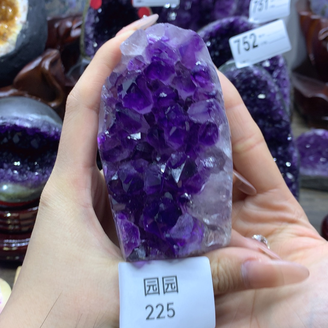 紫晶大型摆件（非配饰）未镶嵌