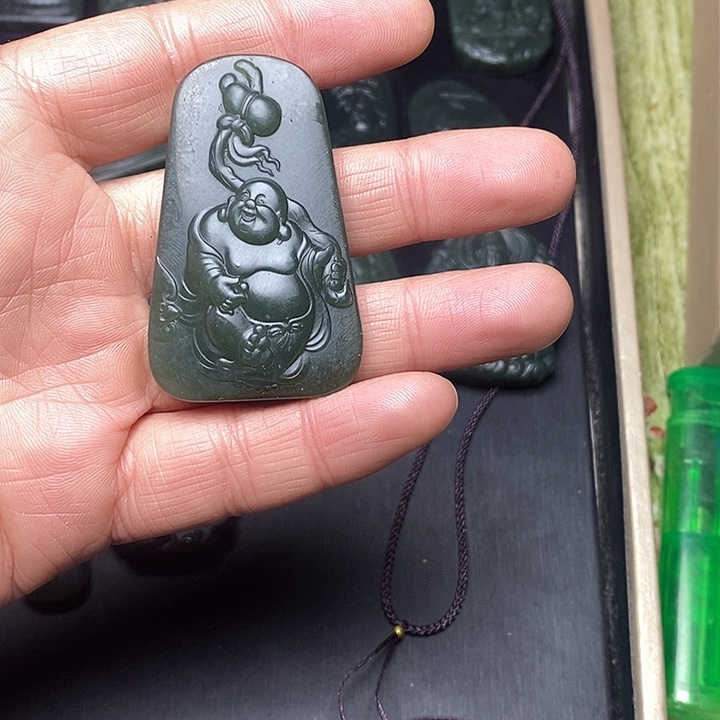 和田玉（糖玉）未镶嵌颈饰