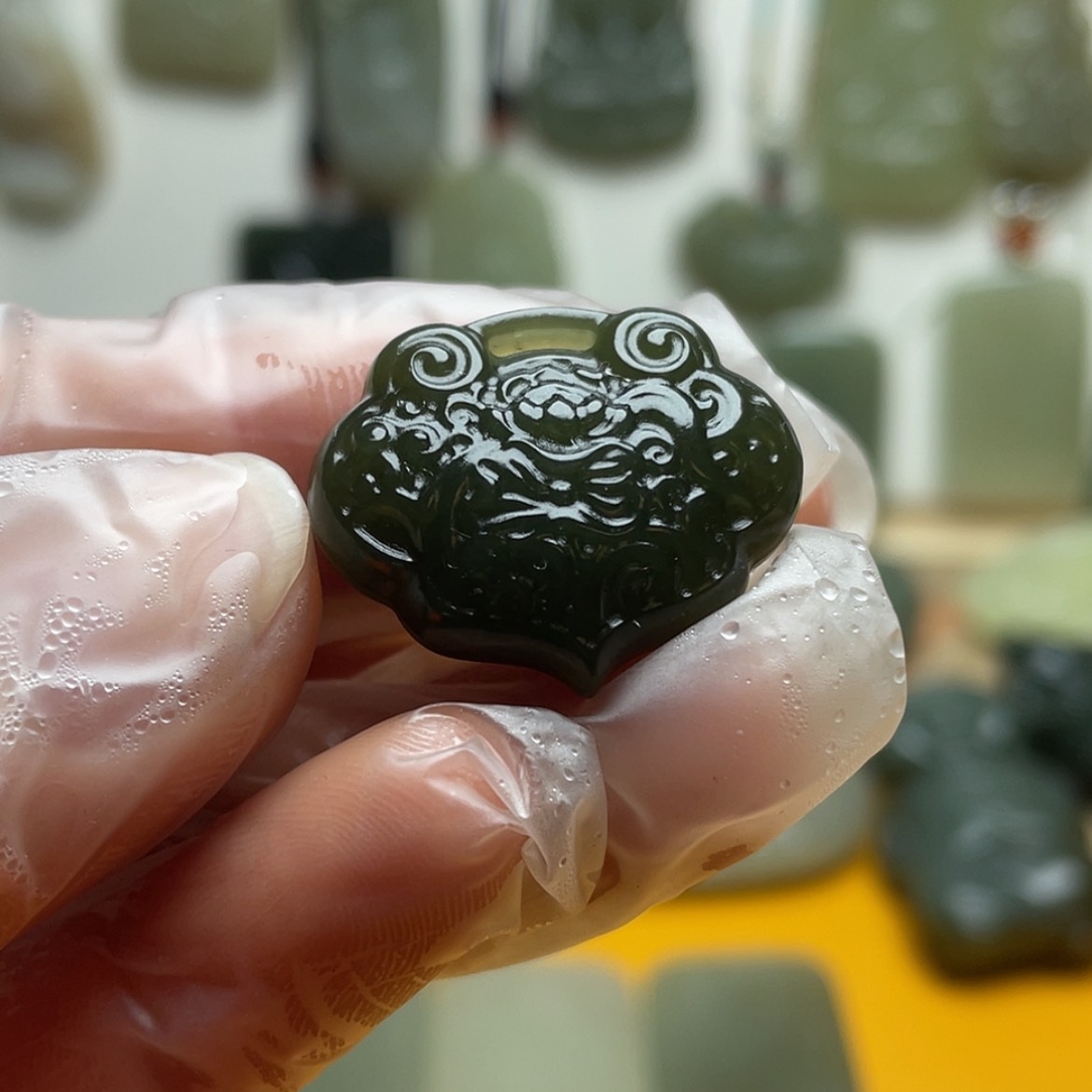 【闪购商品】和田玉颈饰未镶嵌