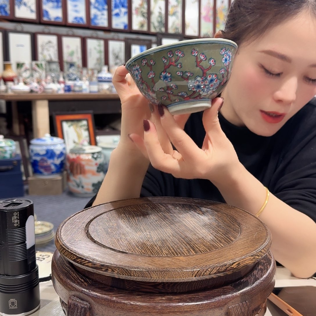 摆件瓷//////景德镇陶瓷瓷器。