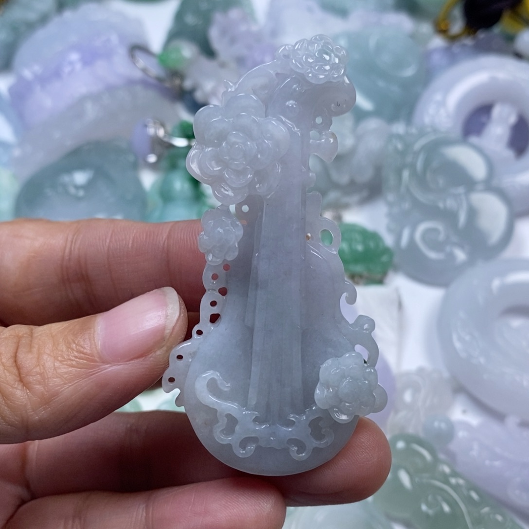 颈饰未镶嵌翡翠翡翠