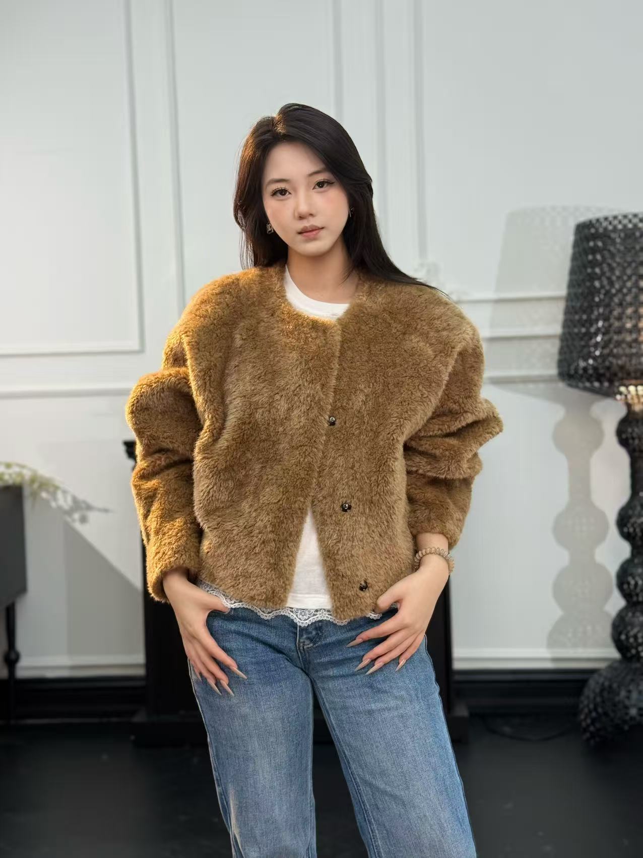 厚款气质短款圆领女士常规款短外套长袖女-