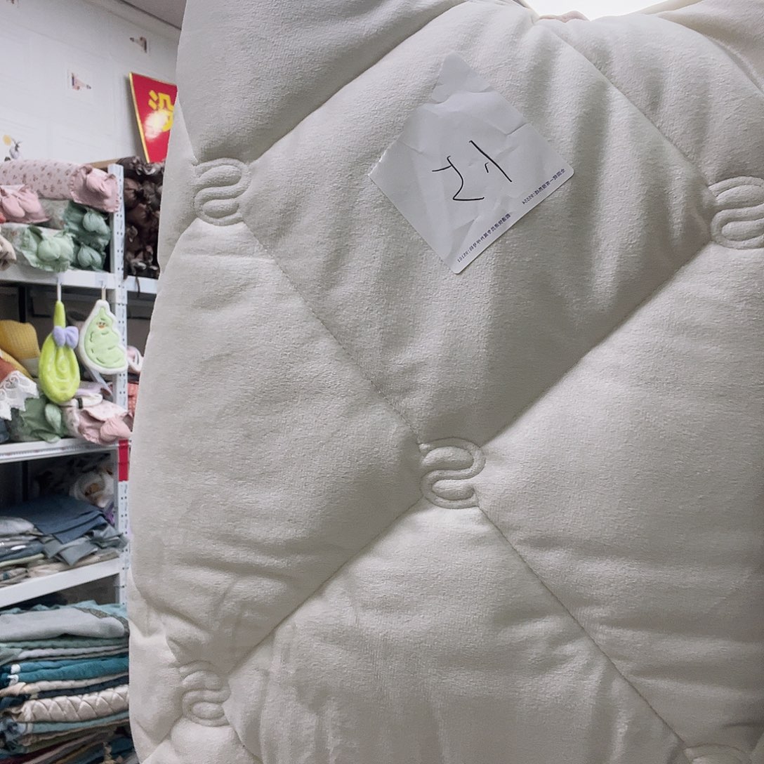 雪尼尔聚酯纤维快乐大本营在这里是