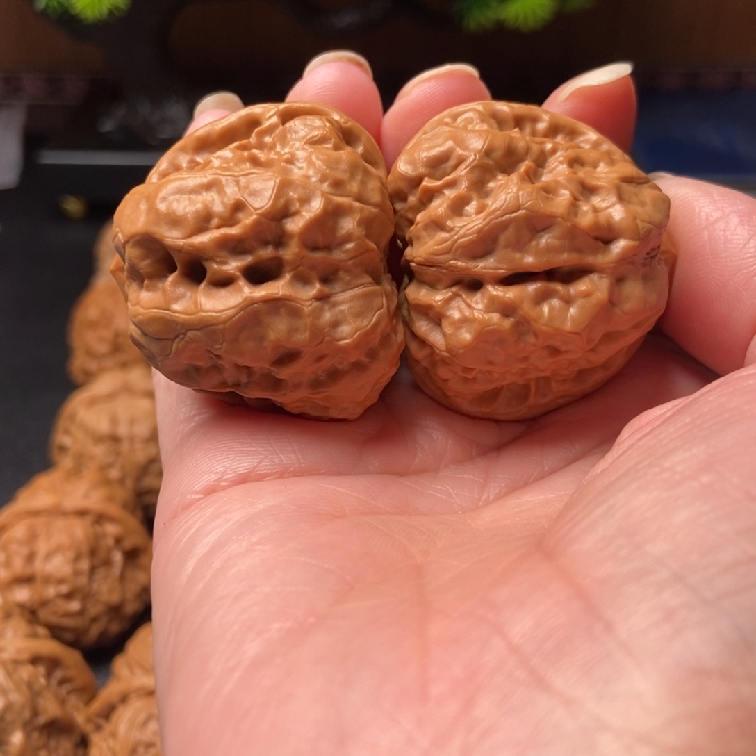 文玩核桃把件蛤蟆头38