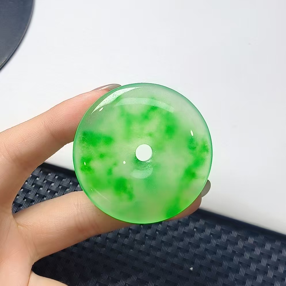 （聚宝严选）1005绿飘花大平安扣吊坠精致气质妈妈款时尚精美