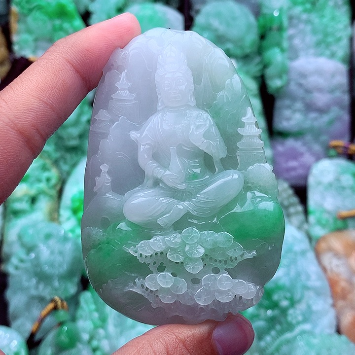 翡翠未镶嵌吊坠(不含链)斌*