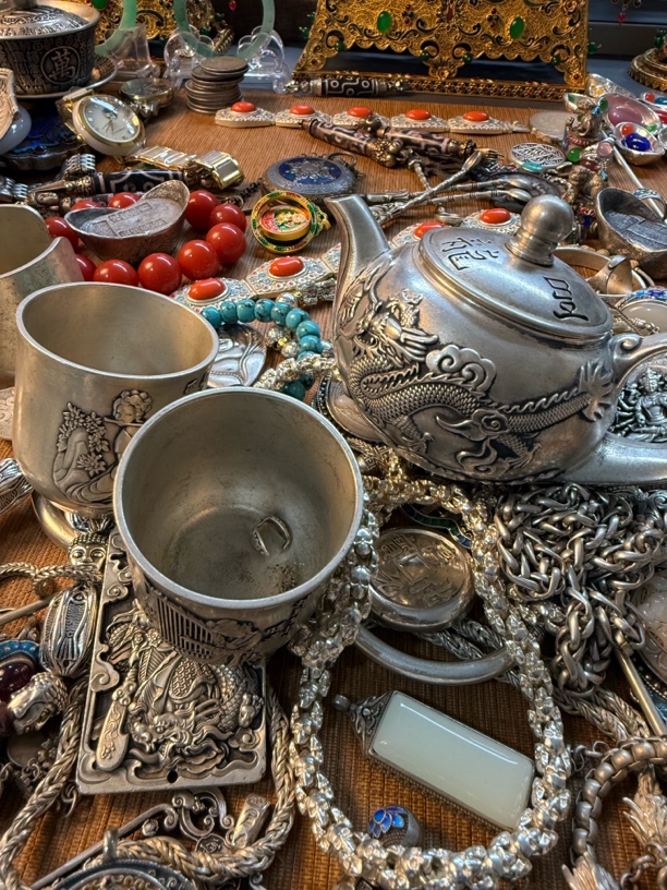 灵动醒狮打火机套壳黄铜礼盒装防风高档收藏