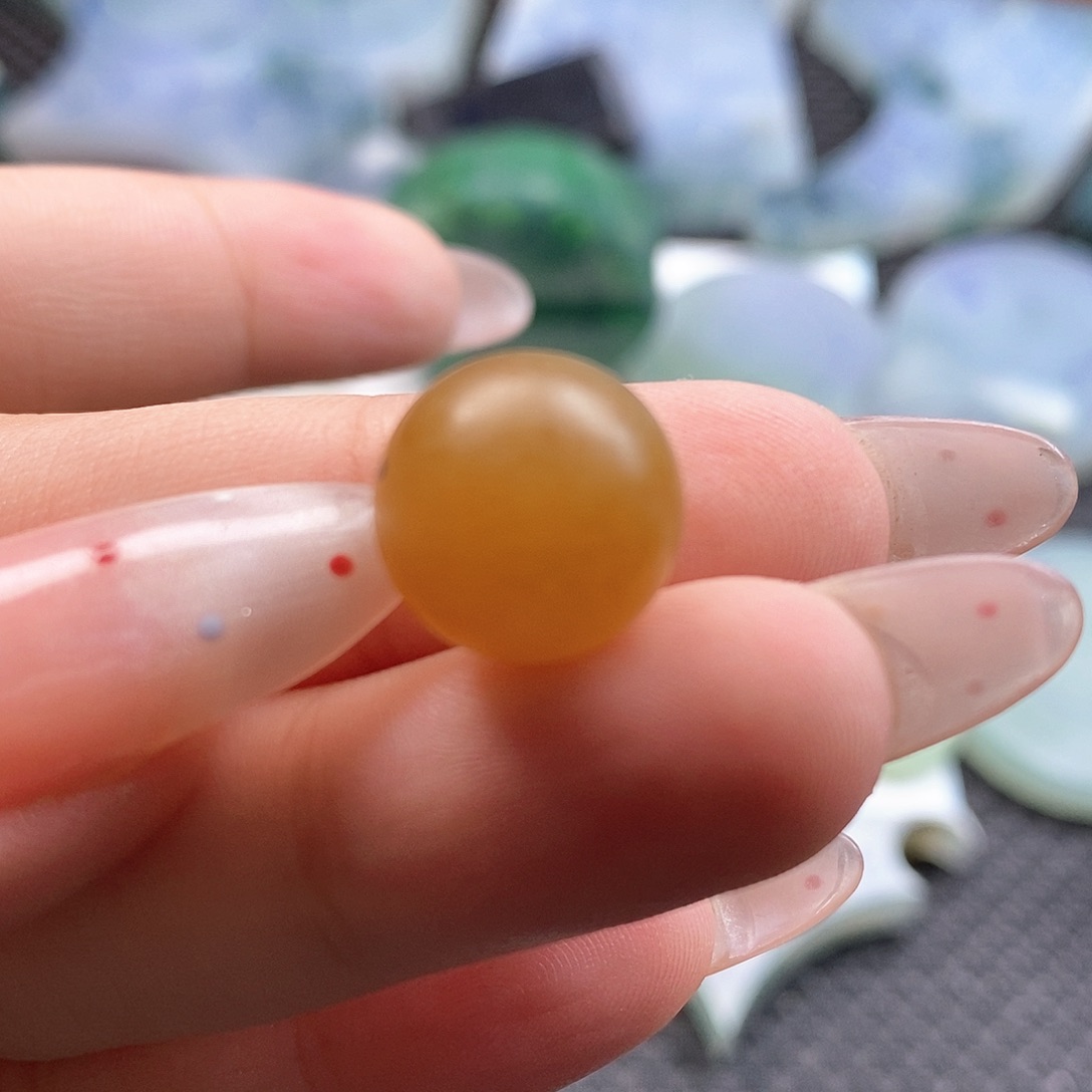 定制翡翠未镶嵌卡13珠子