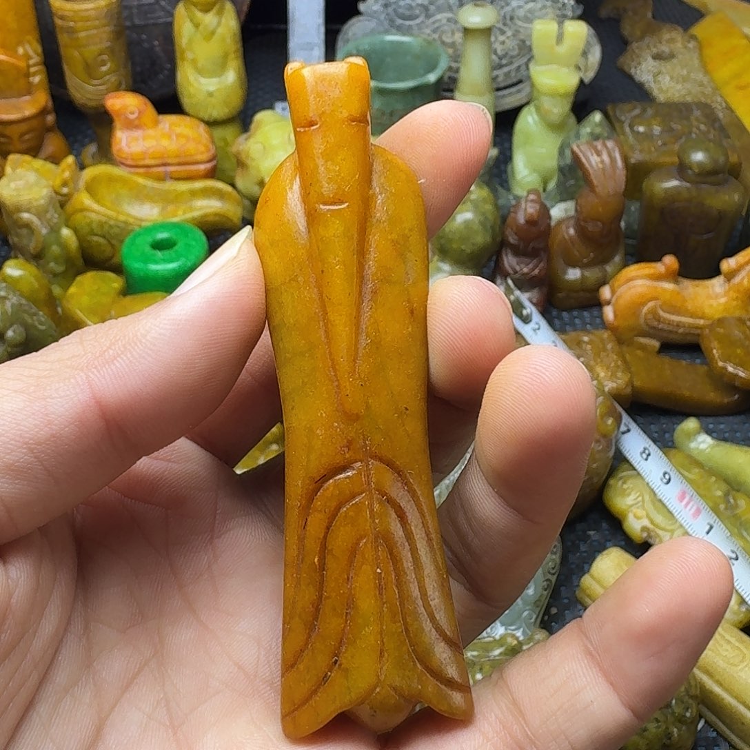 白玉菩提吊坠。。。