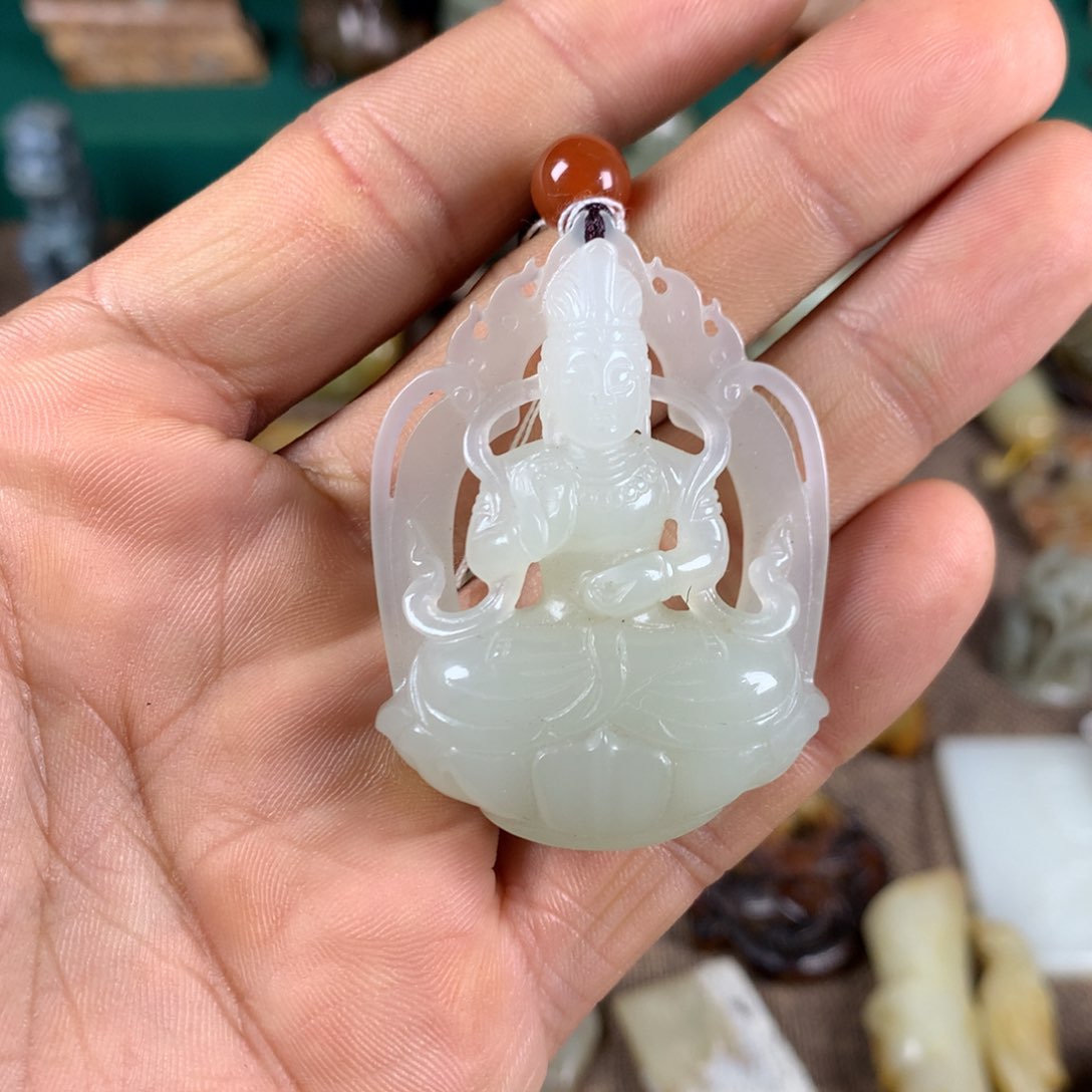 和田玉颈饰未镶嵌