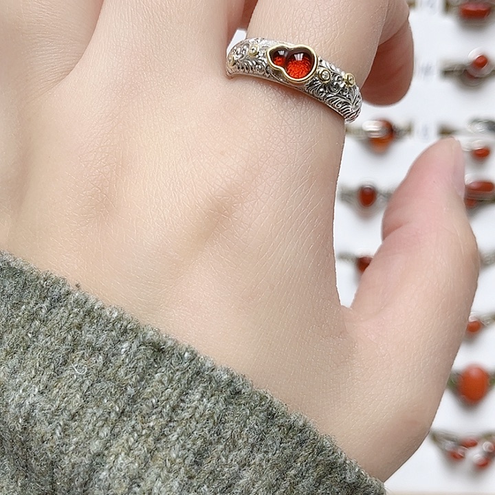 血珀戒指银S925镶嵌天然