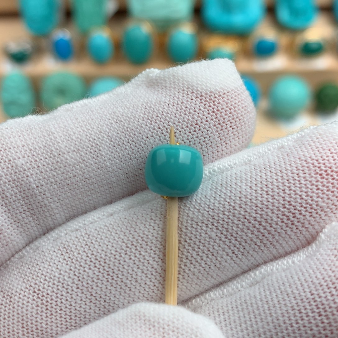 绿松石配饰未镶嵌8.3-7.3mm