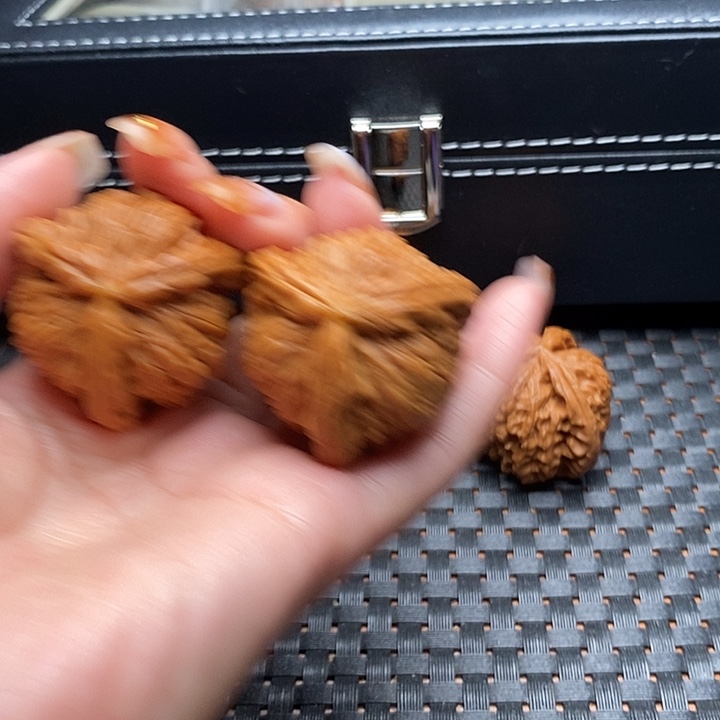 火***手吊坠文玩核桃40尺