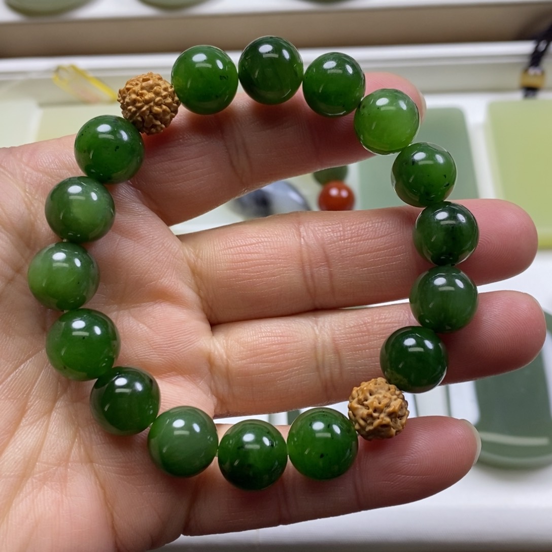 颈饰未镶嵌和田玉落**声