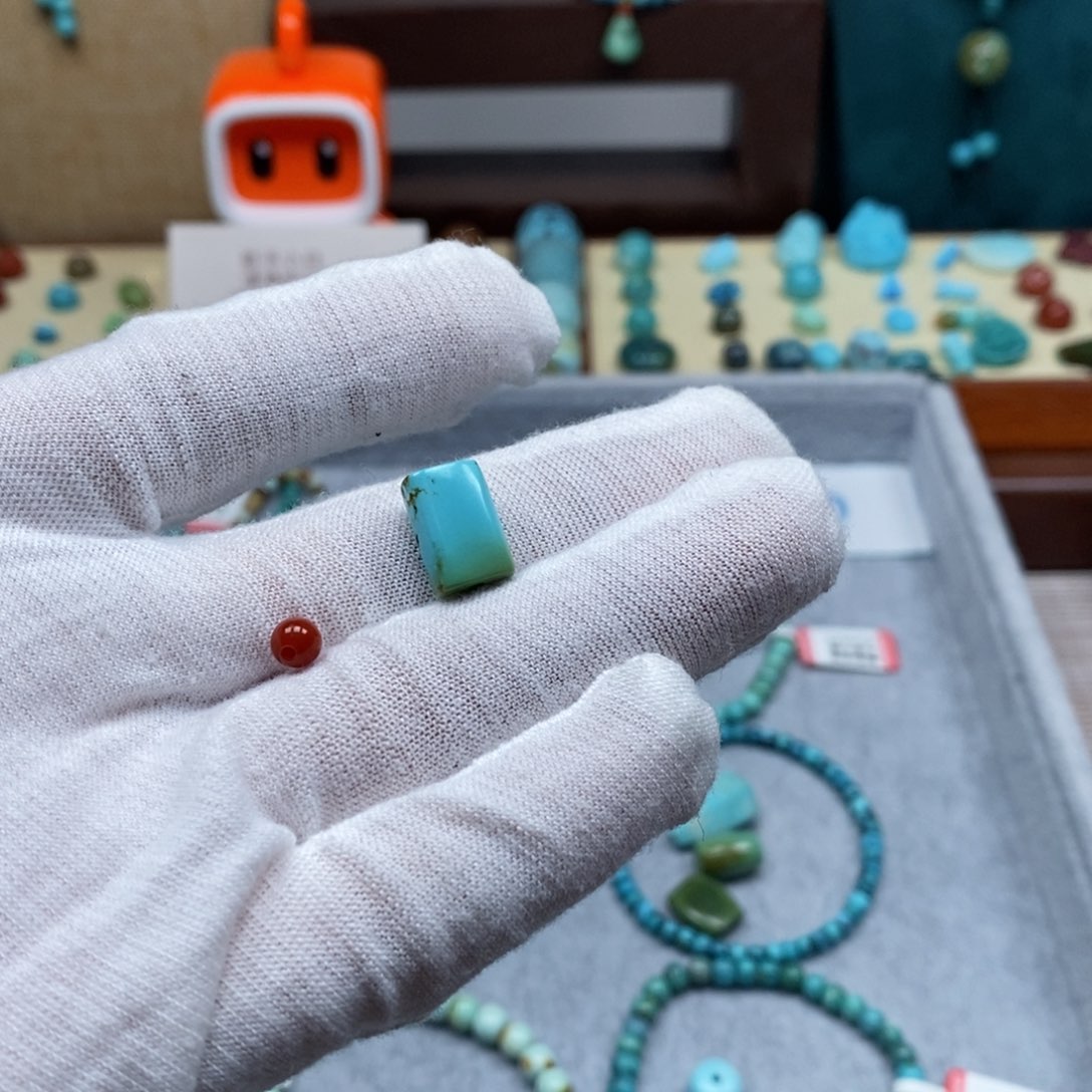 未镶嵌配饰南红玛瑙